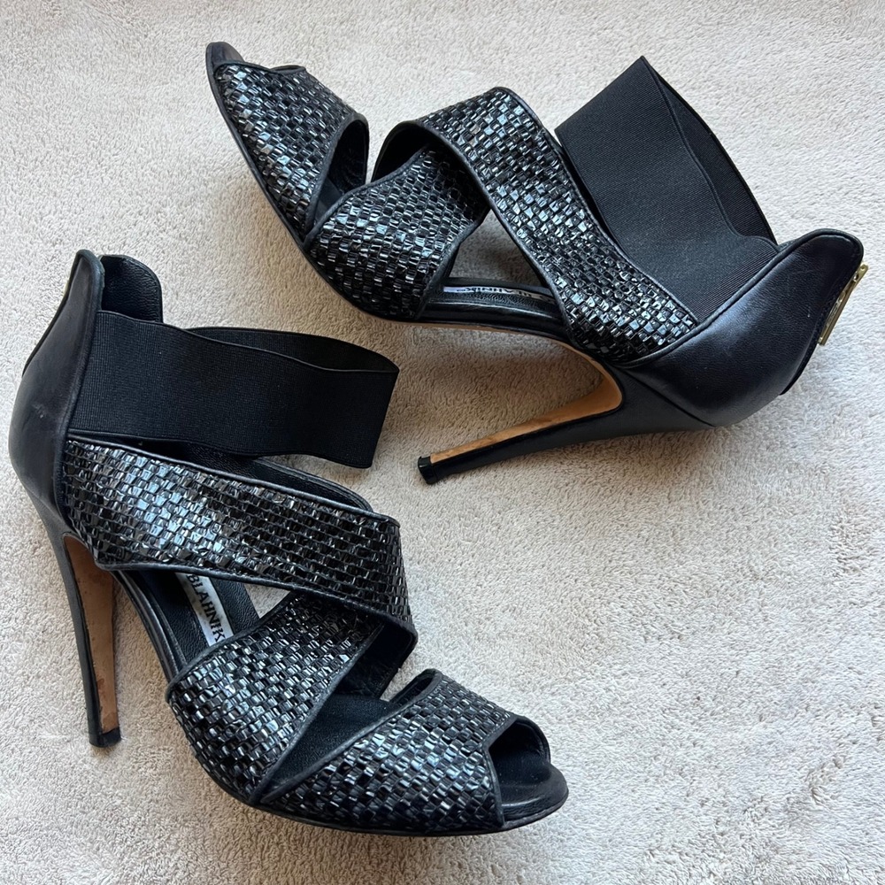 Manolo Blahnik Women 5 EU 35 Black Woven Leather Elastic Ankle Strap Heels Italy